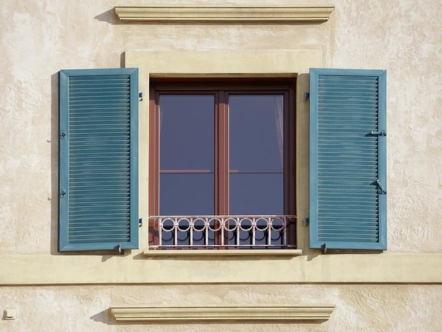 Volets battants installés par Verre Clair