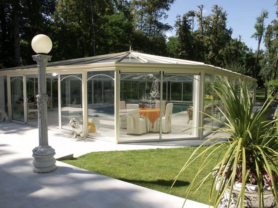 abris-de-piscine-verre-clair-(1)