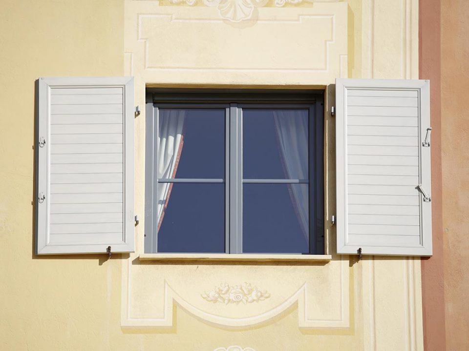 volet-battant-aluminium-verre-clair-(12)